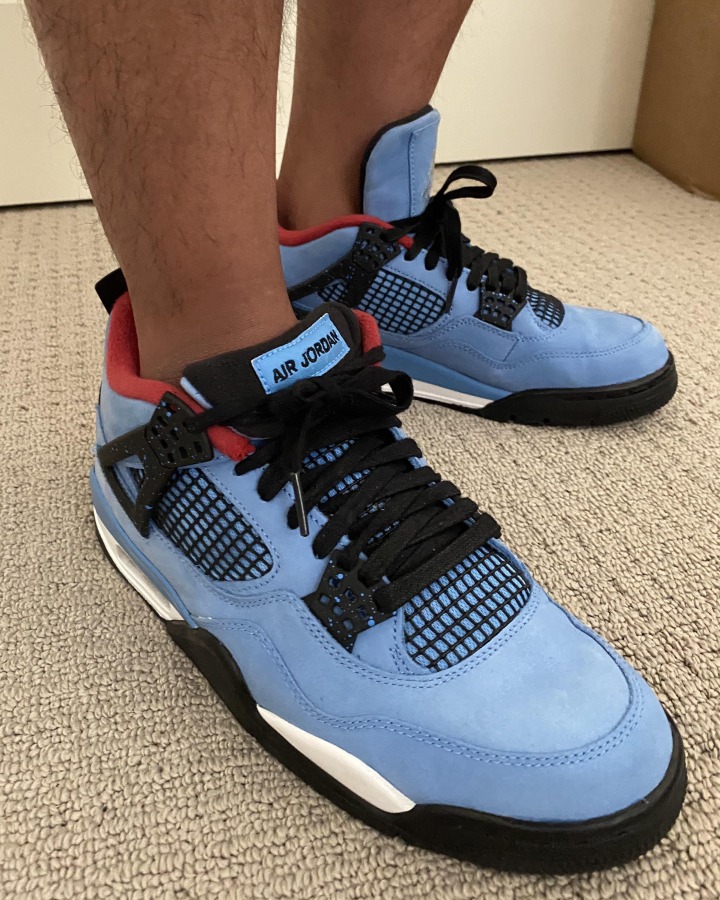 ar4237 nike