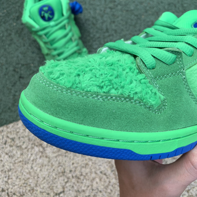 dunk bear green