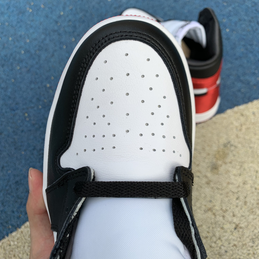 aj1 retro high satin black toe