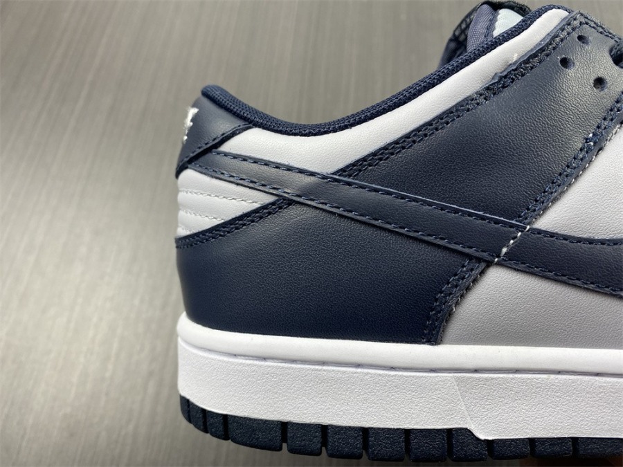 footlocker georgetown dunks